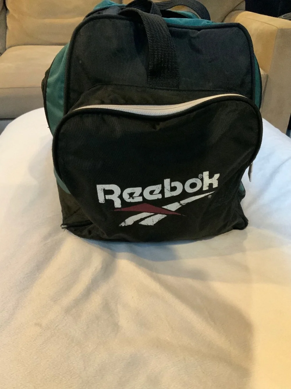 Reebok Vintage Black Green Duffel Gym Bag Active Travel Sporty Retro